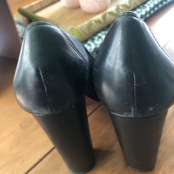 ELIZABETH and Jeney BLACK shoes - Picture 6 of 10